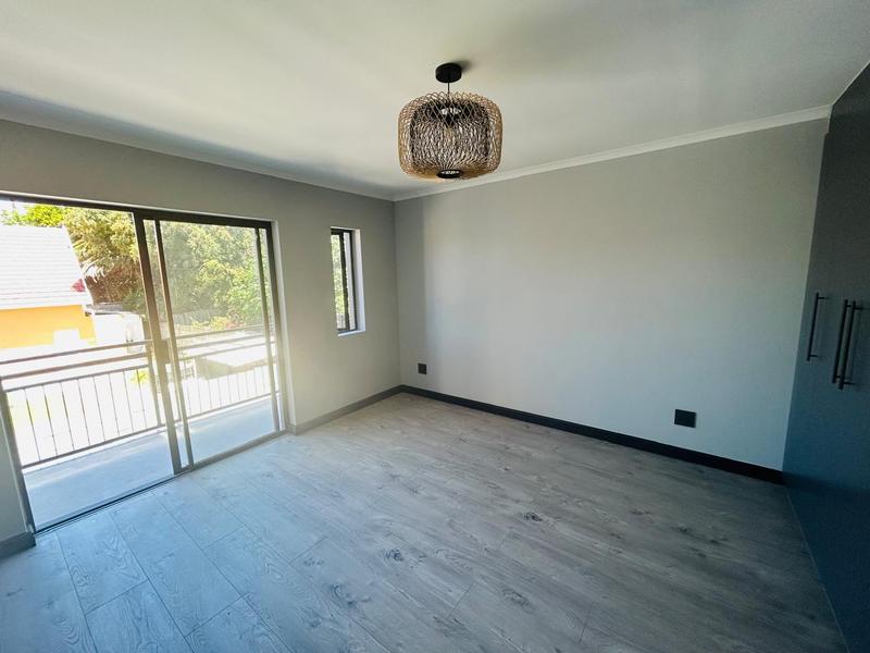 3 Bedroom Property for Sale in De Zoete Inval Western Cape